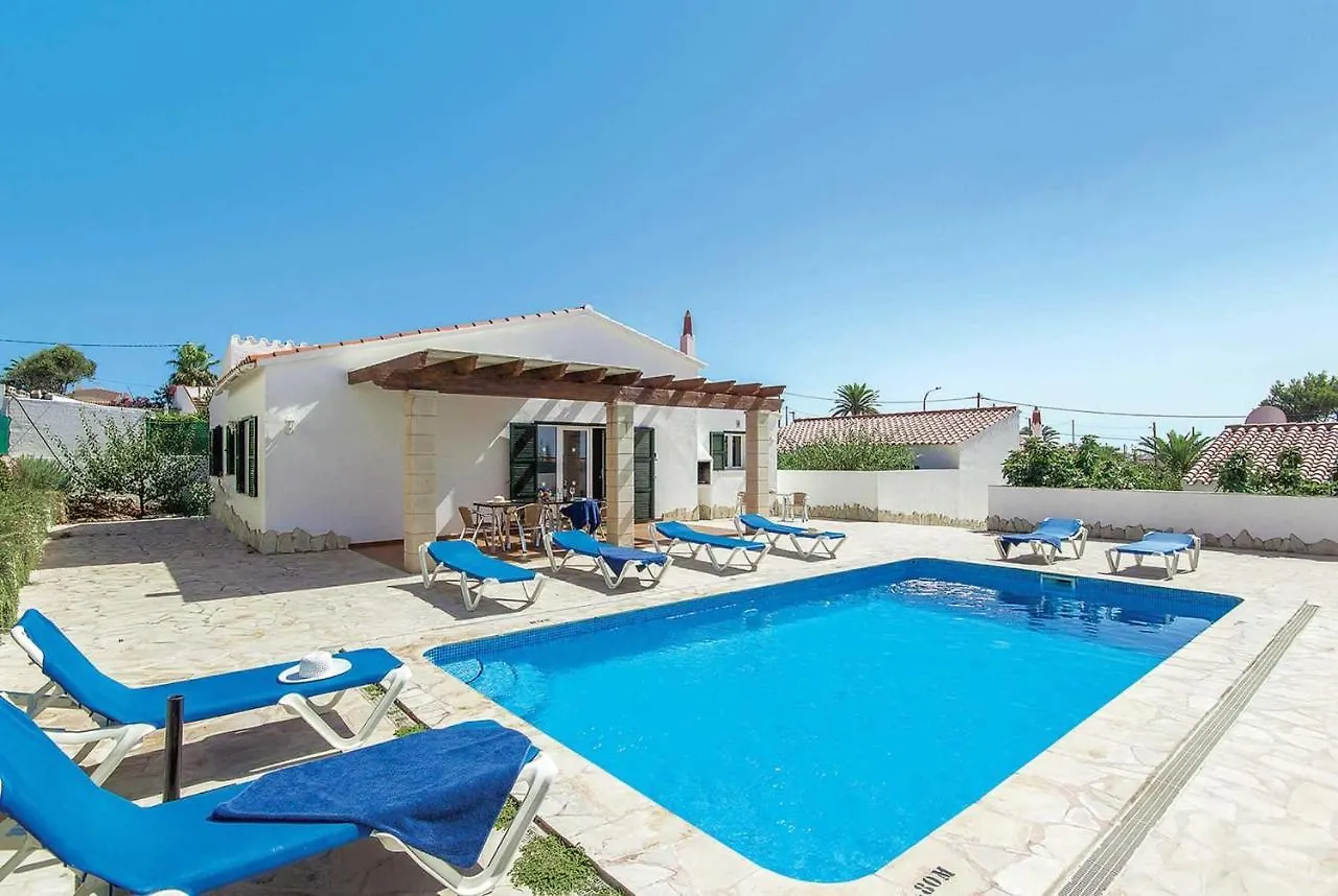 Ingrid Villa Cala'n Porter
